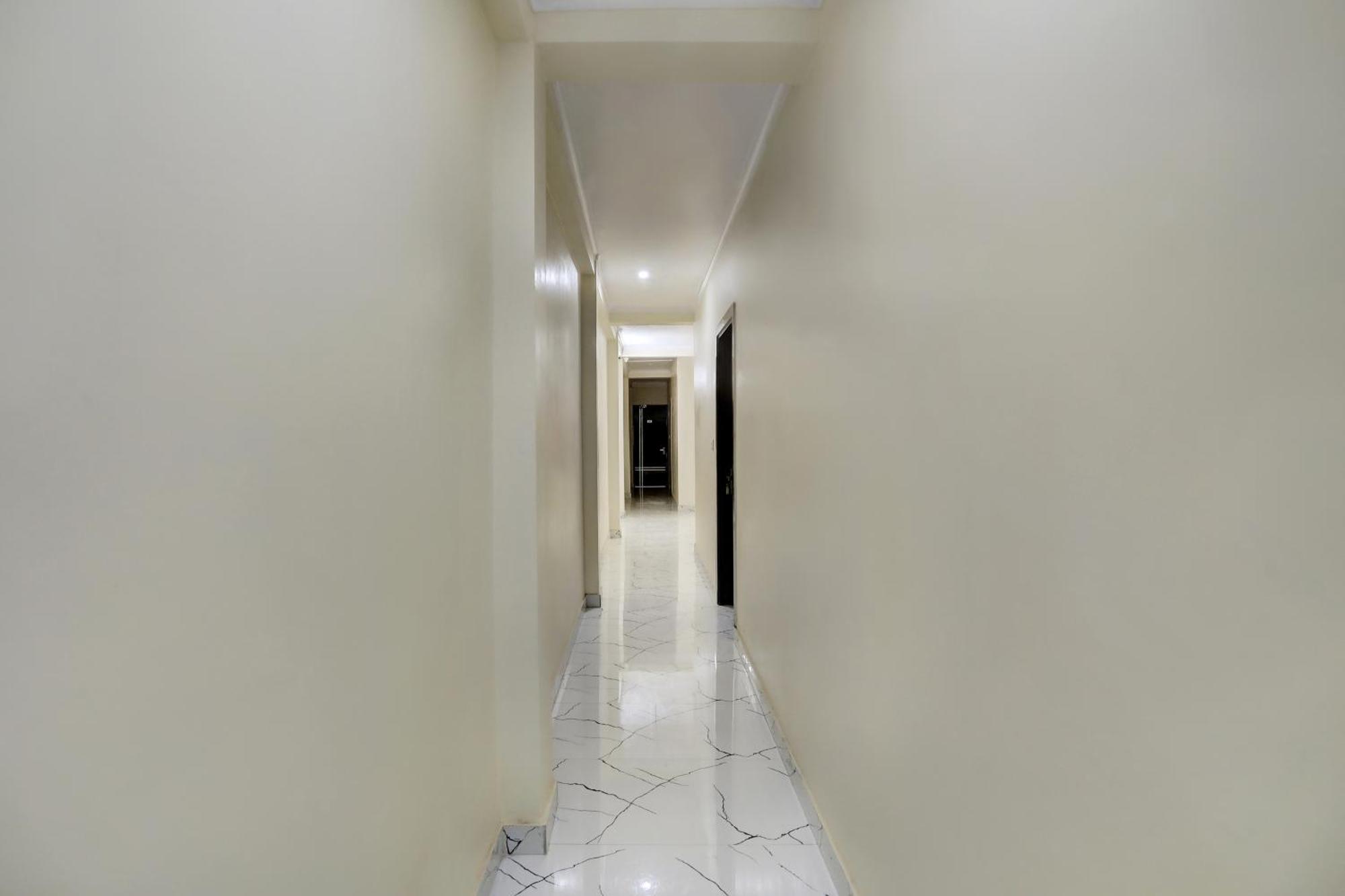 Hotel O Diamond Inn นิวเดลี ภายนอก รูปภาพ