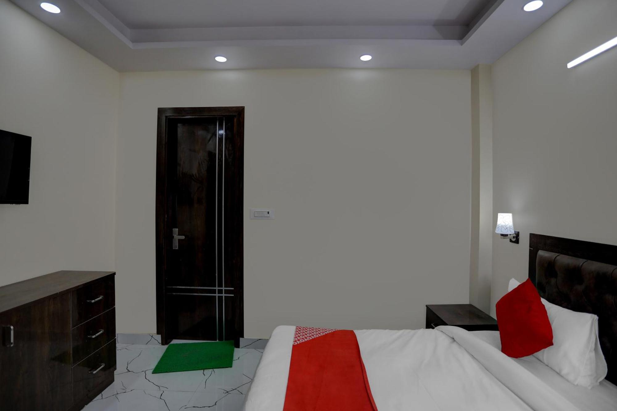 Hotel O Diamond Inn นิวเดลี ภายนอก รูปภาพ