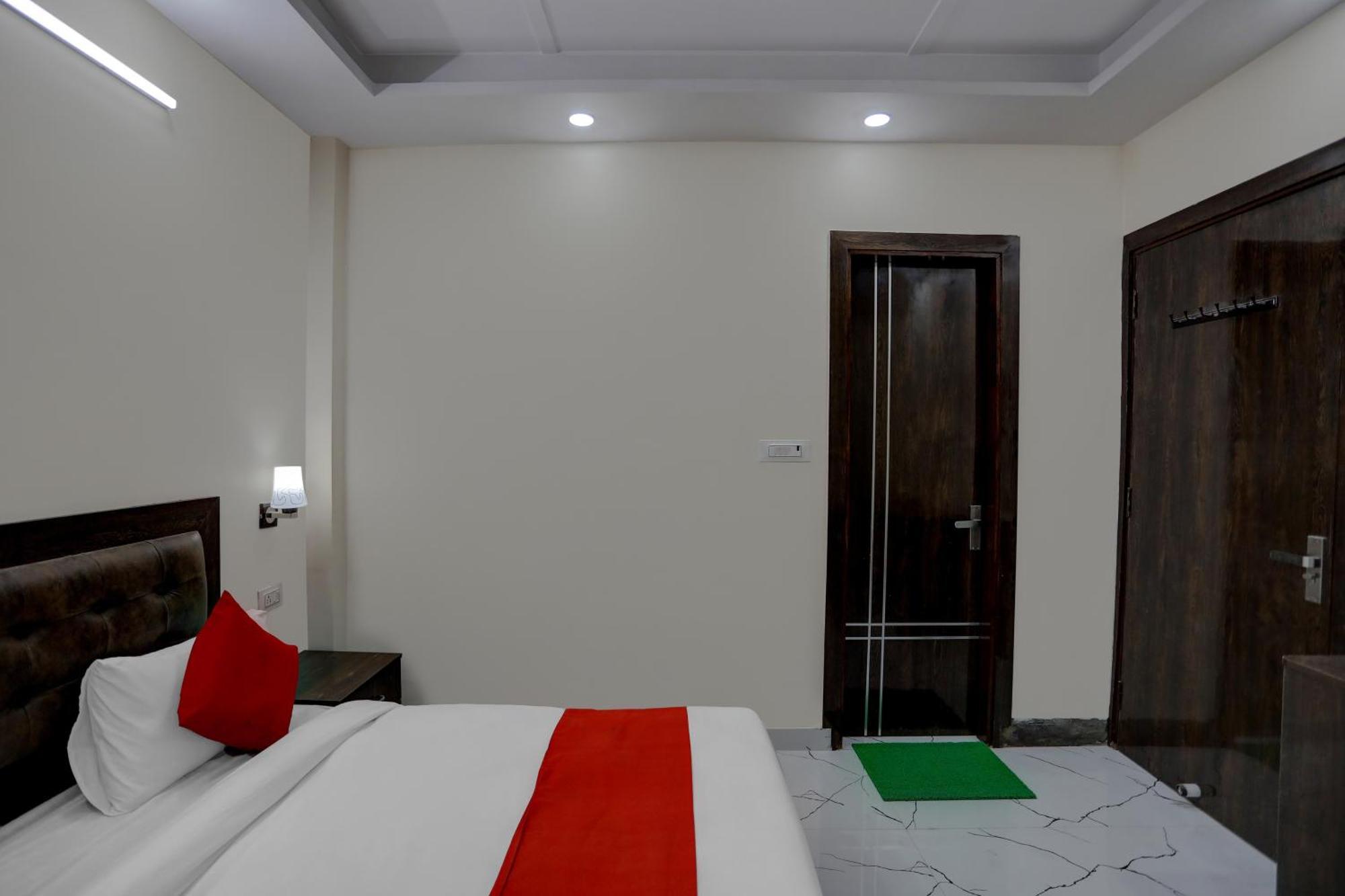 Hotel O Diamond Inn นิวเดลี ภายนอก รูปภาพ